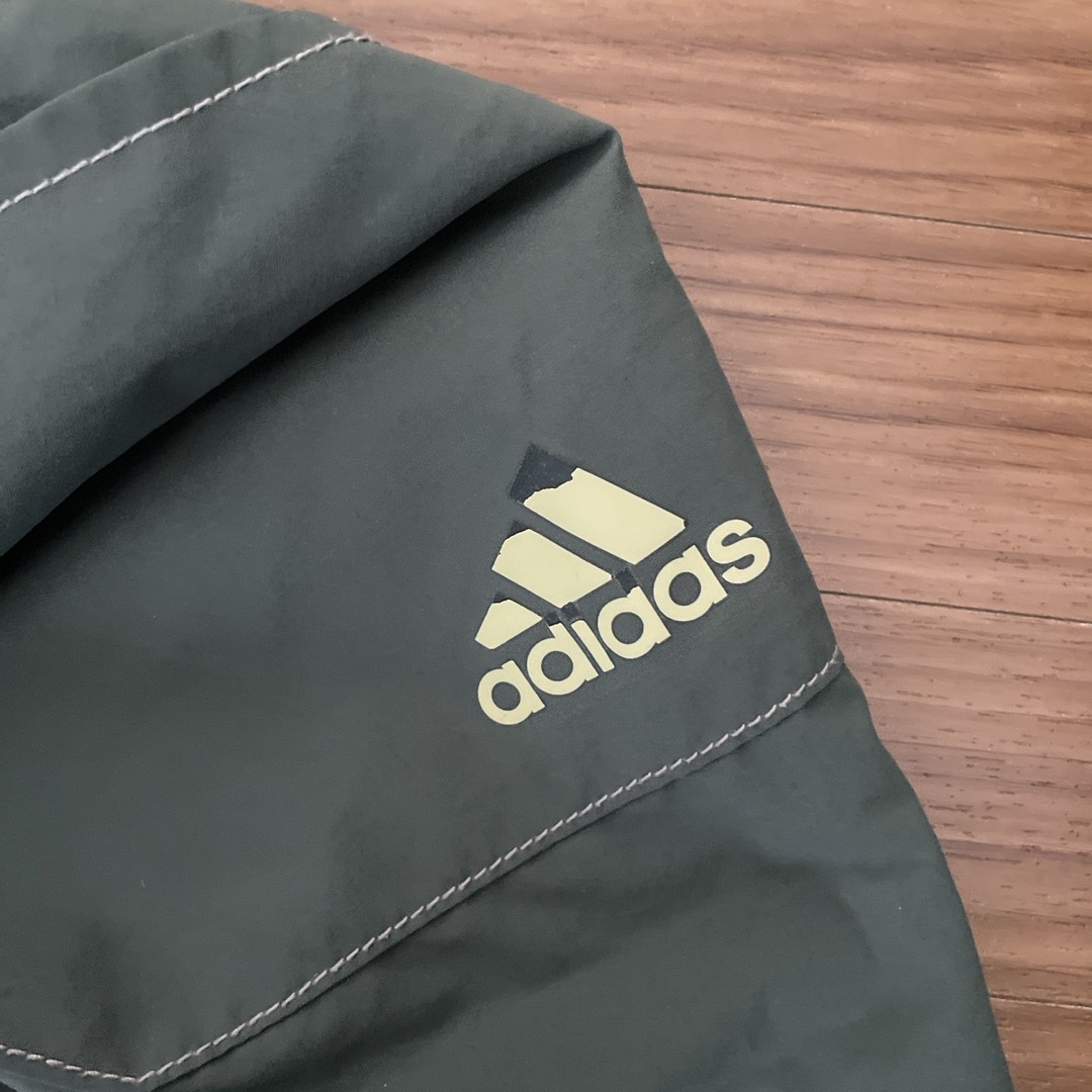 adidas(アディダス)のadidas 140 ハーフパンツ キッズ/ベビー/マタニティのキッズ服男の子用(90cm~)(パンツ/スパッツ)の商品写真