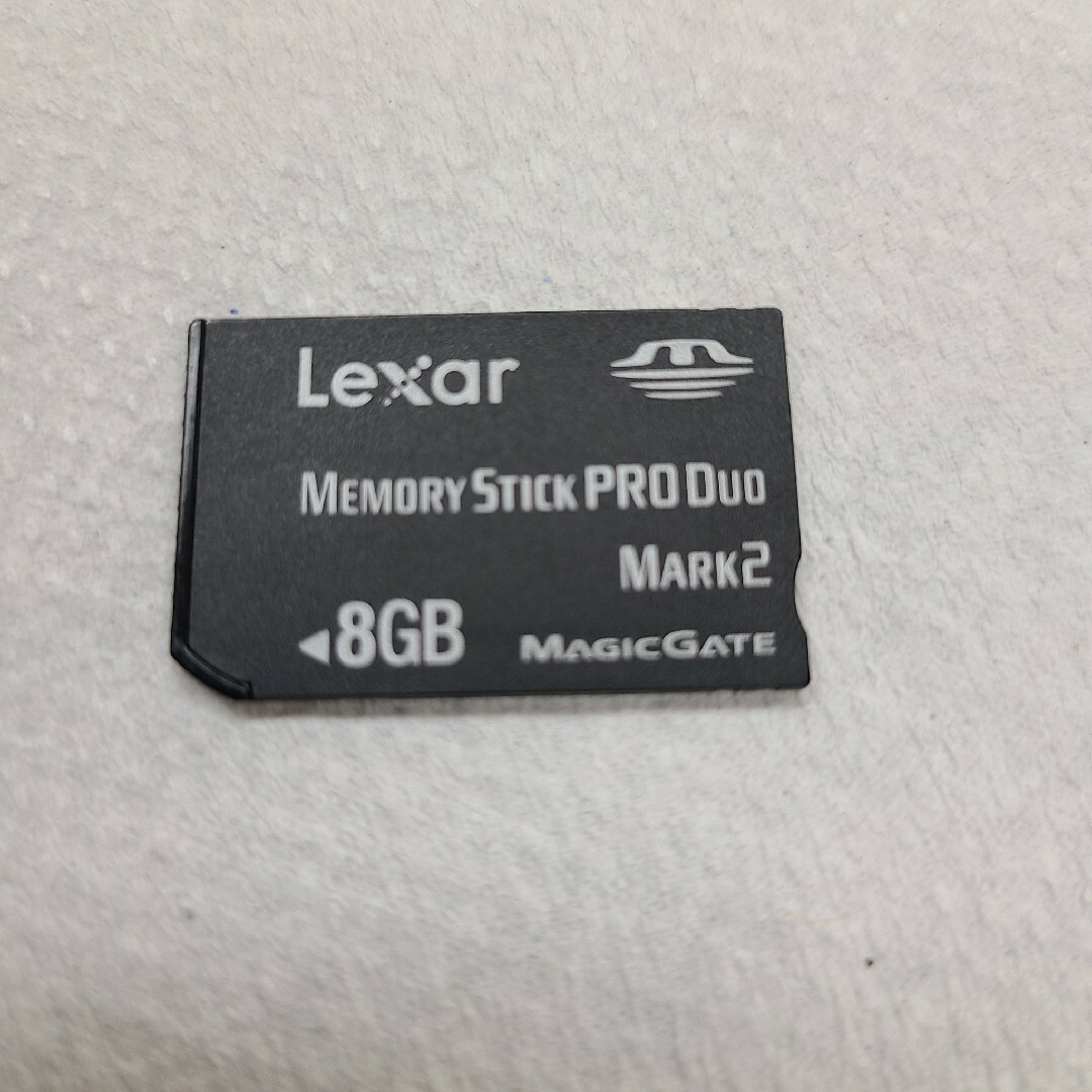 Lexar(レキサー)のメモリースティック　8GB エンタメ/ホビーのゲームソフト/ゲーム機本体(その他)の商品写真