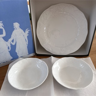 ウェッジウッド(WEDGWOOD)の【ウエッジウッド】ストロベリー＆バイン サラダソーサー★ プレート 3枚セット(食器)