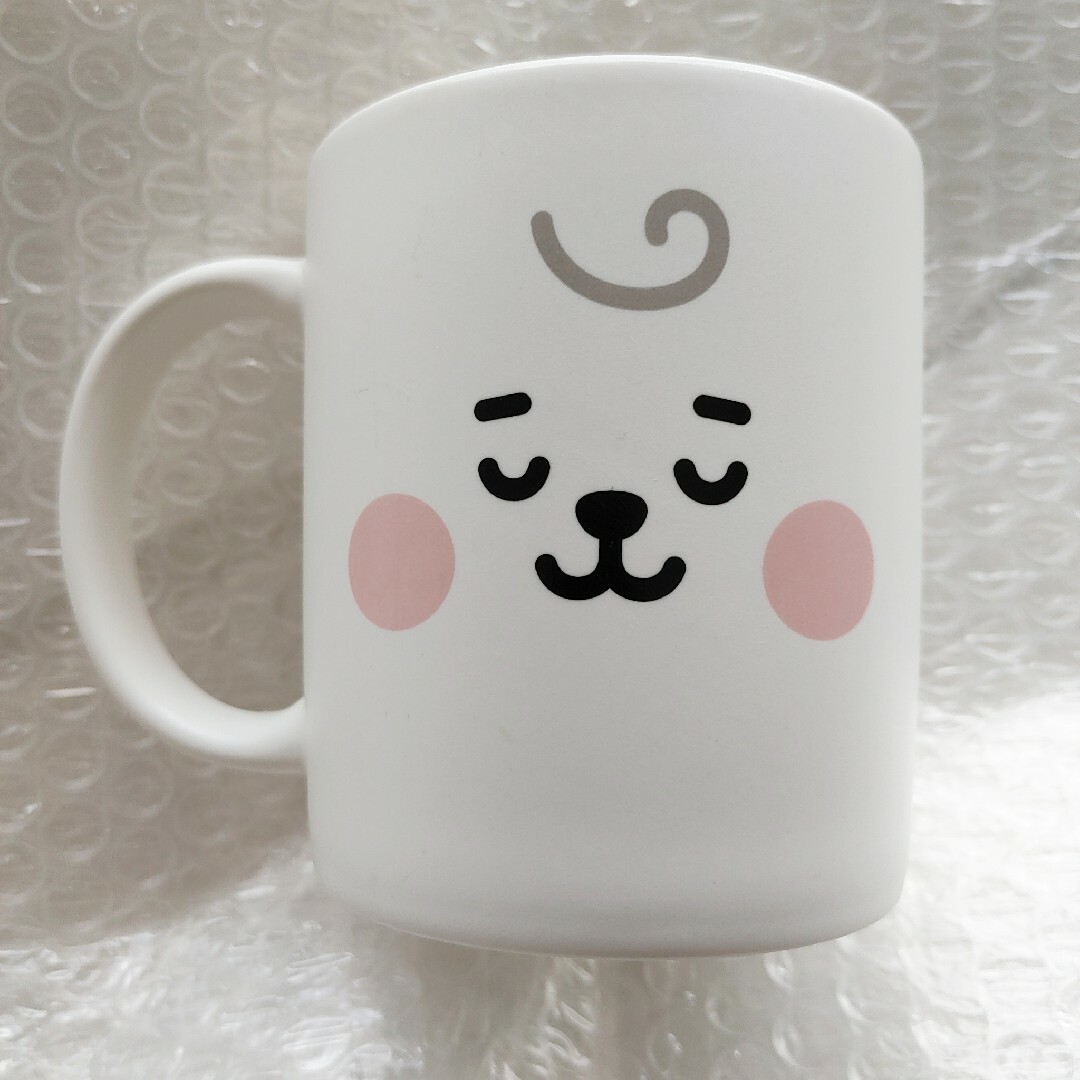 BT21(ビーティーイシビル)の使用済 BT21 RJ ベビーマグカップ インテリア/住まい/日用品のキッチン/食器(グラス/カップ)の商品写真