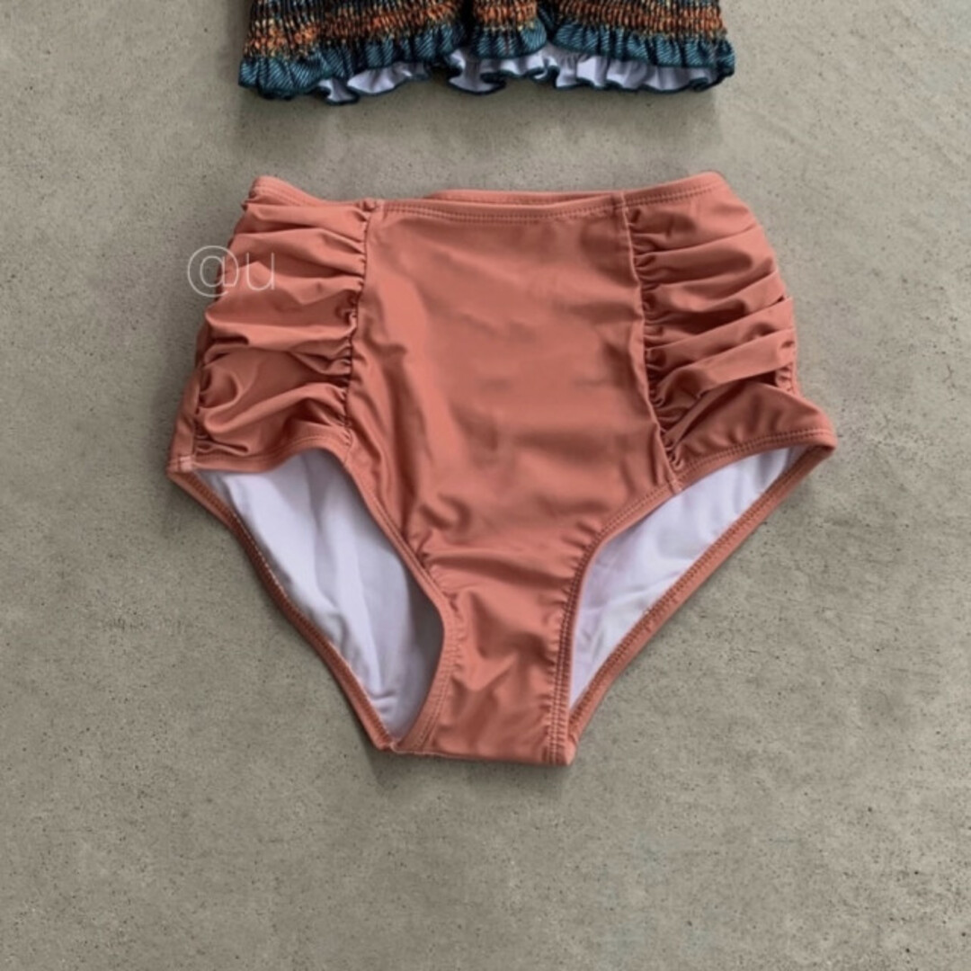 マルチカラー フリル ビキニ L ピンク ブルー グリーン 人気 流行り 水着 レディースの水着/浴衣(水着)の商品写真