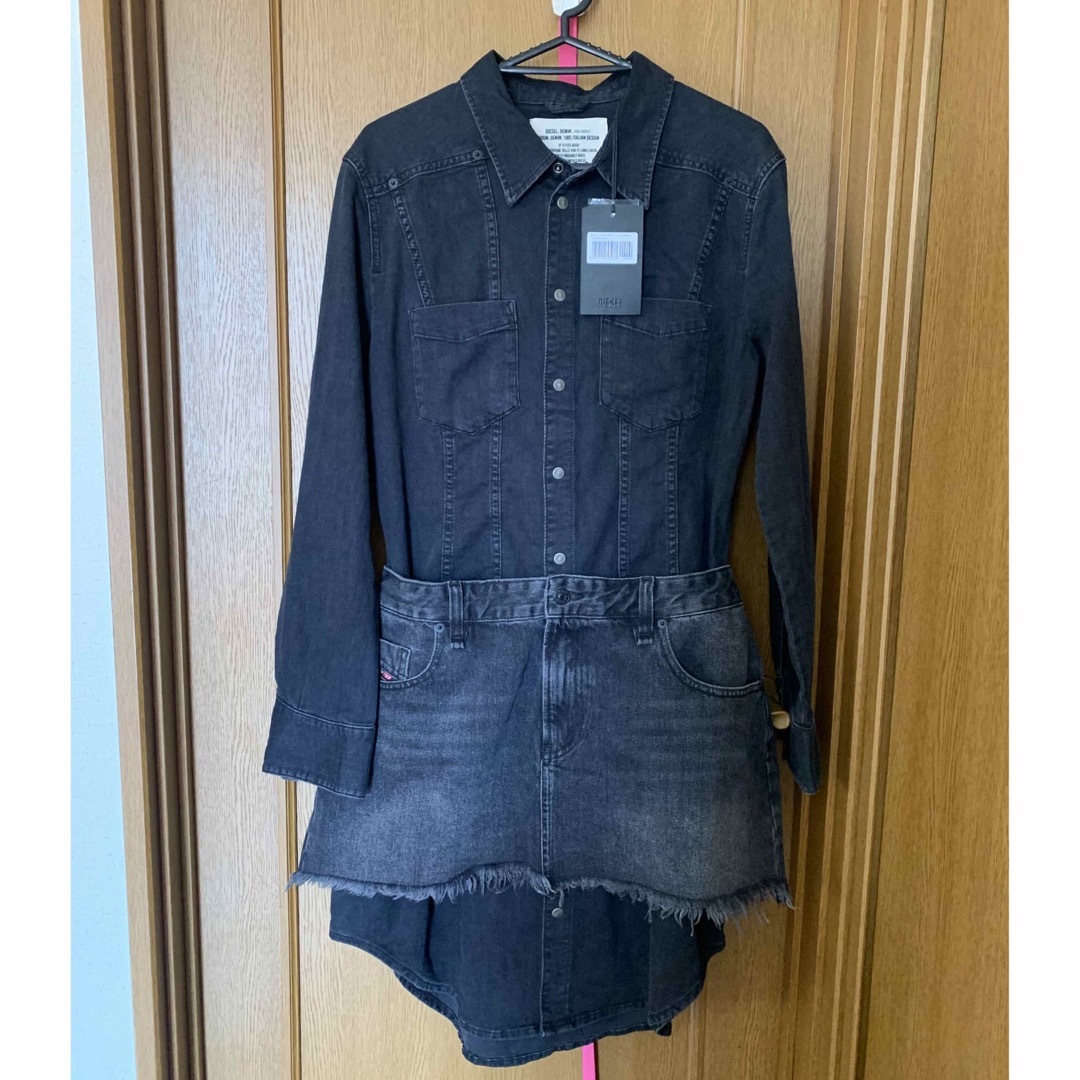 DIESEL(ディーゼル)のディーゼル　XL 新品　タグ付き　デニム　シャツ　スカート レディースのワンピース(ひざ丈ワンピース)の商品写真