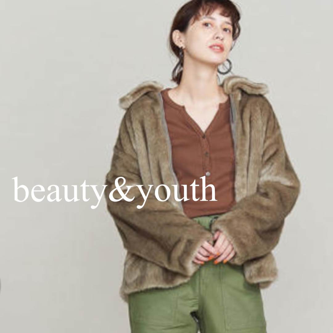 BEAUTY&YOUTH UNITED ARROWS(ビューティアンドユースユナイテッドアローズ)のbeauty&youth フェイクファージップブルゾン レディースのジャケット/アウター(毛皮/ファーコート)の商品写真