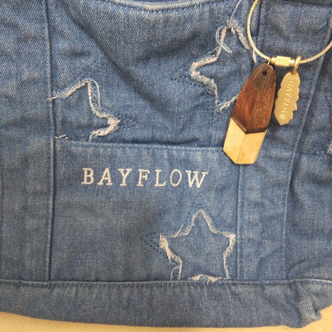 BAYFLOW(ベイフロー)のベイフロー Mサイズ デニム×スター 星柄 レディースのバッグ(トートバッグ)の商品写真