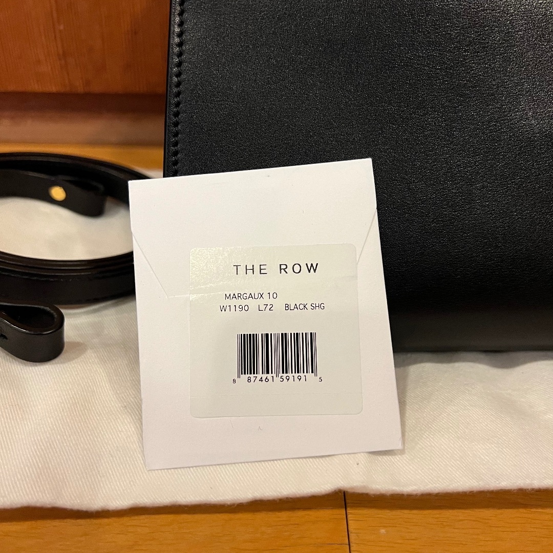 THE ROW(ザロウ)のthe row margaux10 マルゴー10 ブラック ザロウ バッグ レディースのバッグ(ハンドバッグ)の商品写真
