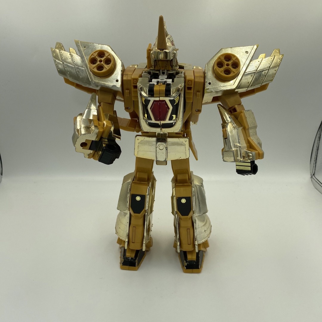 BANDAI(バンダイ)の現状品 DX 黄金合体 ゴルドラン 黄金勇者 タカラ TAKARA 勇者シリーズ エンタメ/ホビーのおもちゃ/ぬいぐるみ(キャラクターグッズ)の商品写真