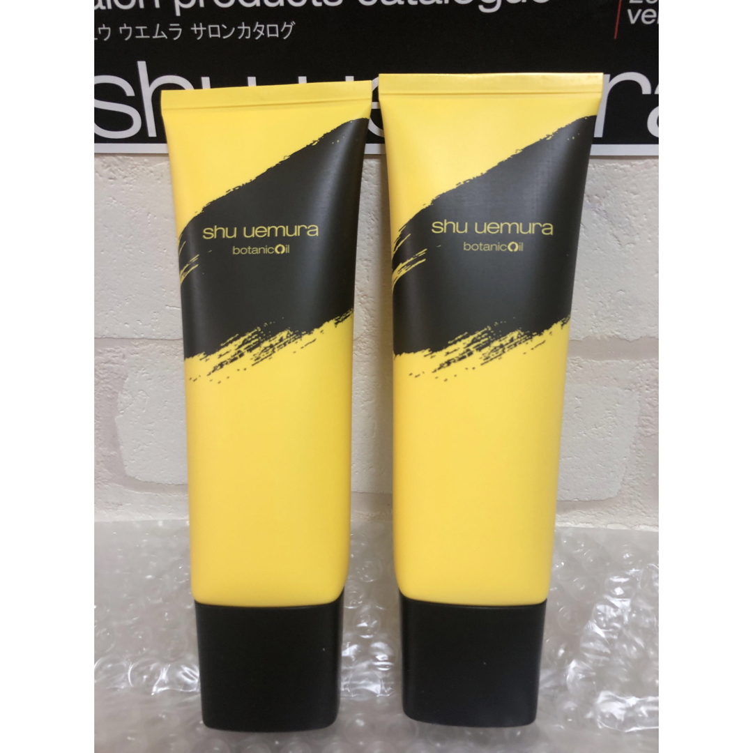 shu uemura(シュウウエムラ)の【新品】シュウウエムラ ボタニック ジェントルフォーム125ml×2本 コスメ/美容のスキンケア/基礎化粧品(クレンジング/メイク落とし)の商品写真