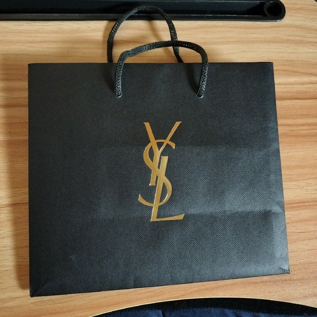 Yves Saint Laurent(イヴサンローラン)のイブサンローラン　ショッパー レディースのバッグ(ショップ袋)の商品写真