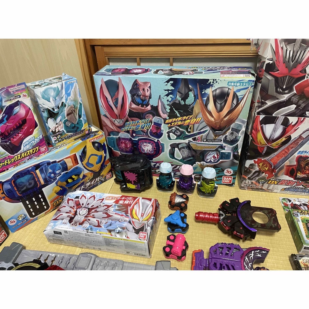 仮面ライダー変身ベルトセットまとめ売り エンタメ/ホビーのおもちゃ/ぬいぐるみ(キャラクターグッズ)の商品写真