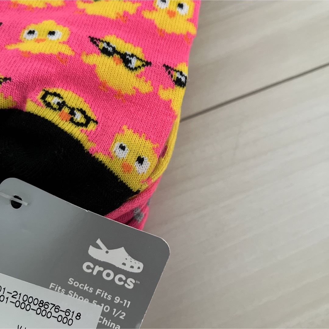 crocs(クロックス)の新品！クロックス　靴下 レディースのレッグウェア(ソックス)の商品写真