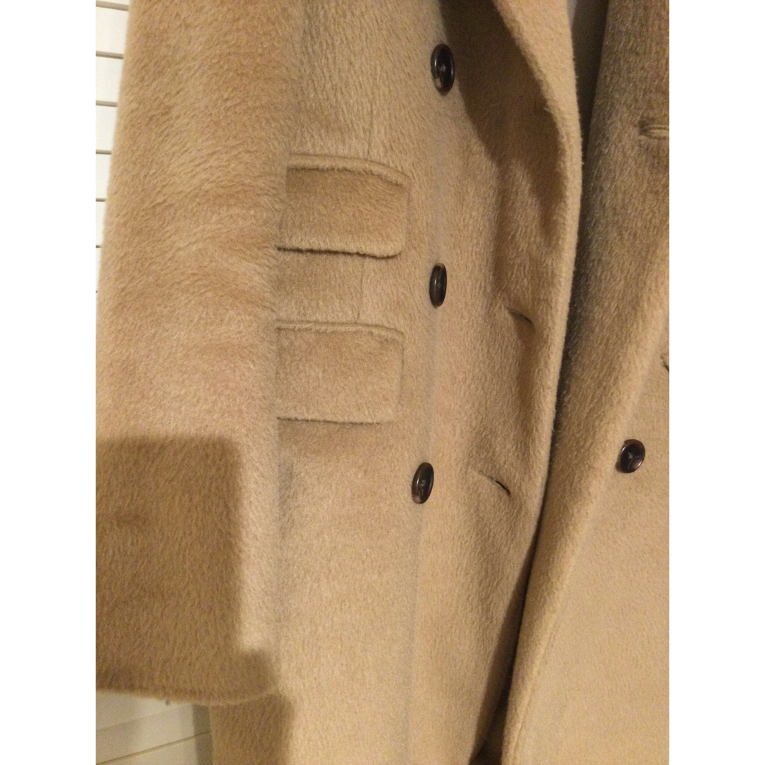 Daisy(デイジー)のキャメル色Wコート レディースのジャケット/アウター(チェスターコート)の商品写真