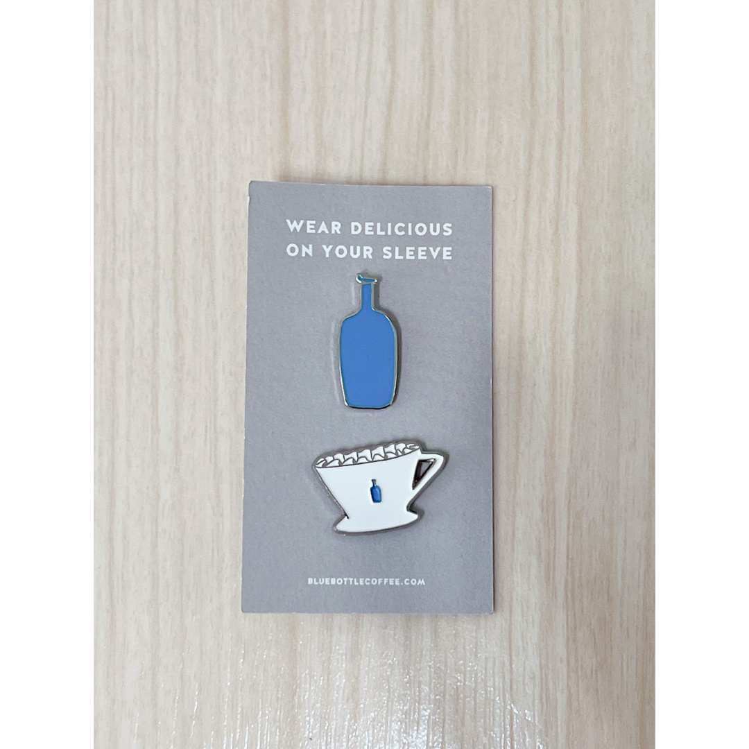 【アメリカ購入品】日本未入荷Blue bottle coffee バック×バッチ レディースのバッグ(トートバッグ)の商品写真