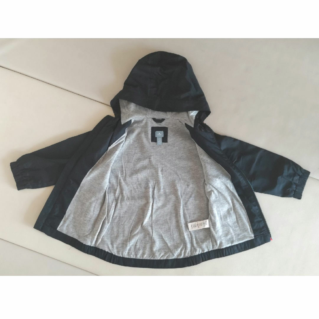 babyGAP(ベビーギャップ)のbabyGap　キッズパーカー　ウィンドブレーカー　110cm キッズ/ベビー/マタニティのキッズ服男の子用(90cm~)(ジャケット/上着)の商品写真