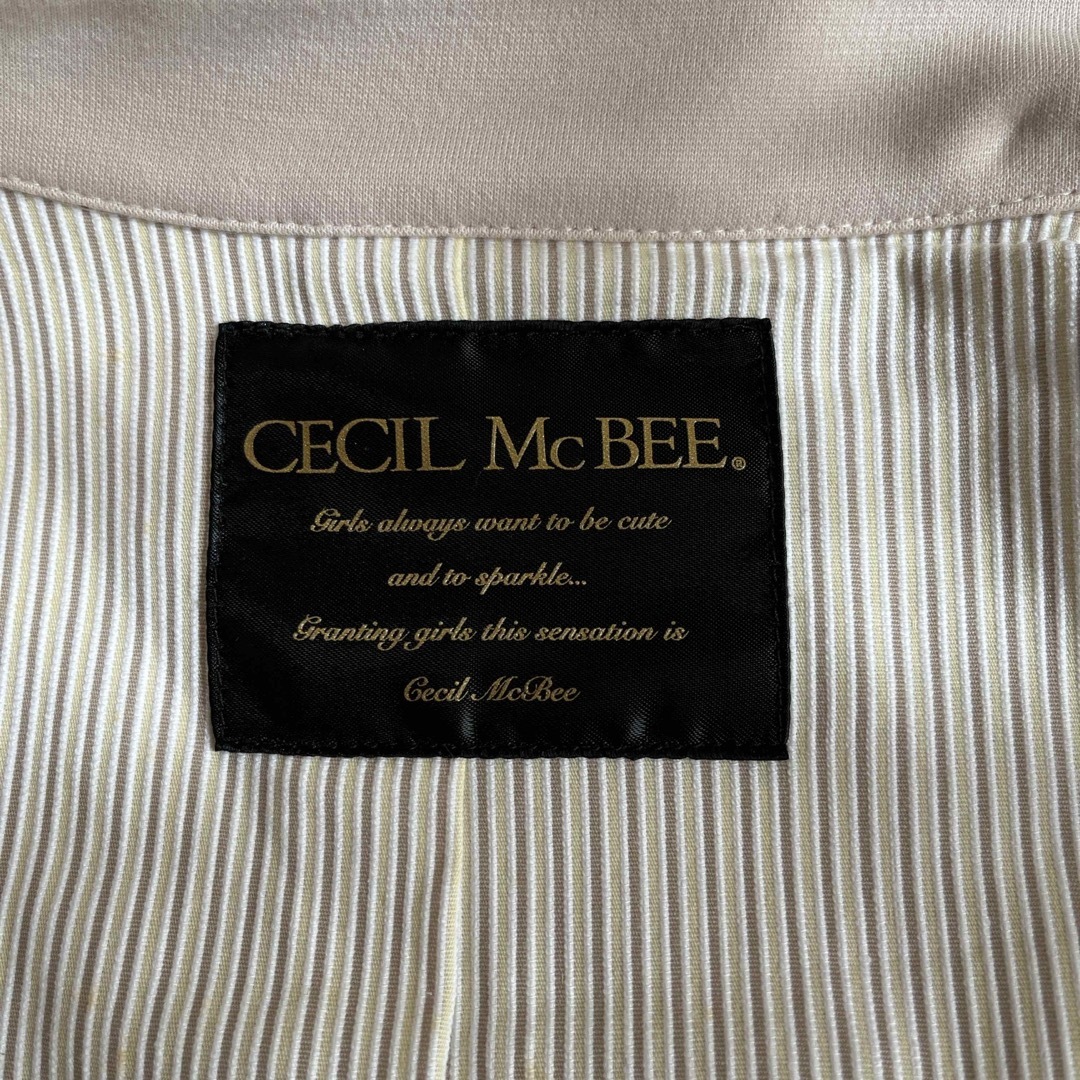 CECIL McBEE(セシルマクビー)のセシルマクビー　スプリングコート レディースのジャケット/アウター(スプリングコート)の商品写真