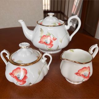 ロイヤルアルバート(ROYAL ALBERT)の【未使用美品】ロイヤルアルバート★ポピー★ティーポットセット(食器)