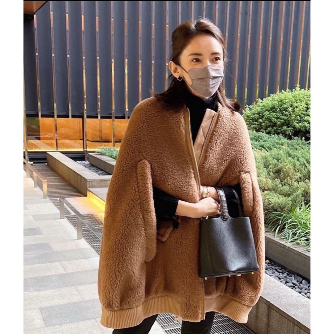 max mara テディベア ポンチョ サイズS - ジャンパー/ブルゾン max mara テディベア ポンチョ サイズS - ジャンパー/ブルゾン