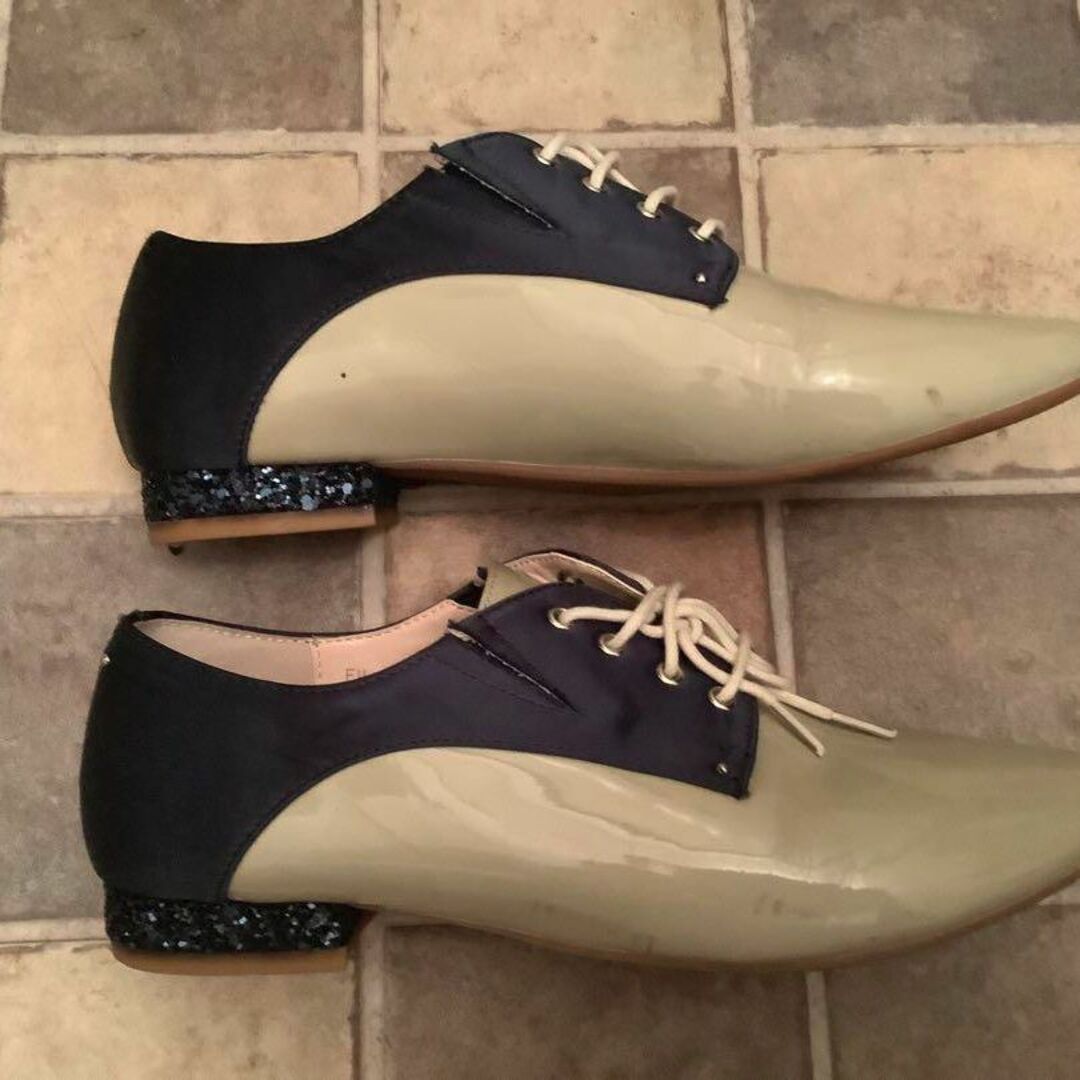 MODELLO（madras）(モデロ)のモデロマドラス　ツーカラー　シューズ　23cm レディースの靴/シューズ(ローファー/革靴)の商品写真