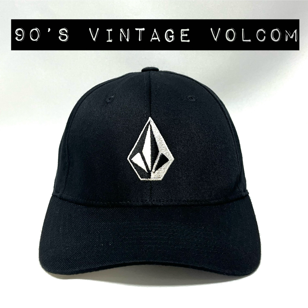 volcom(ボルコム)の【超美品】90’s VOLCOM VINTAGEボルコム刺繍ロゴFLEXFIT メンズの帽子(キャップ)の商品写真