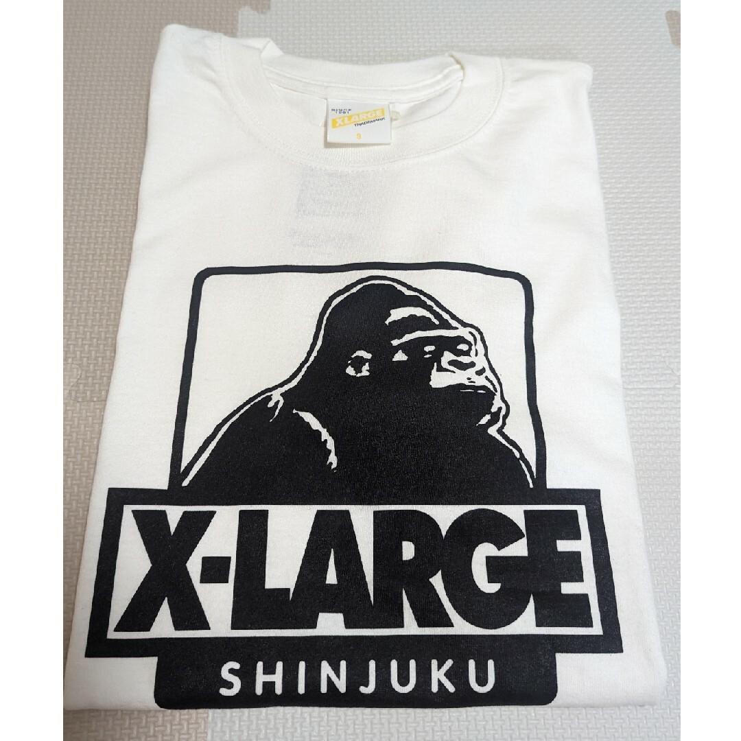 XLARGE(エクストララージ)のX-LARGE　SHINJUKU限定　Tシャツ メンズのトップス(Tシャツ/カットソー(半袖/袖なし))の商品写真