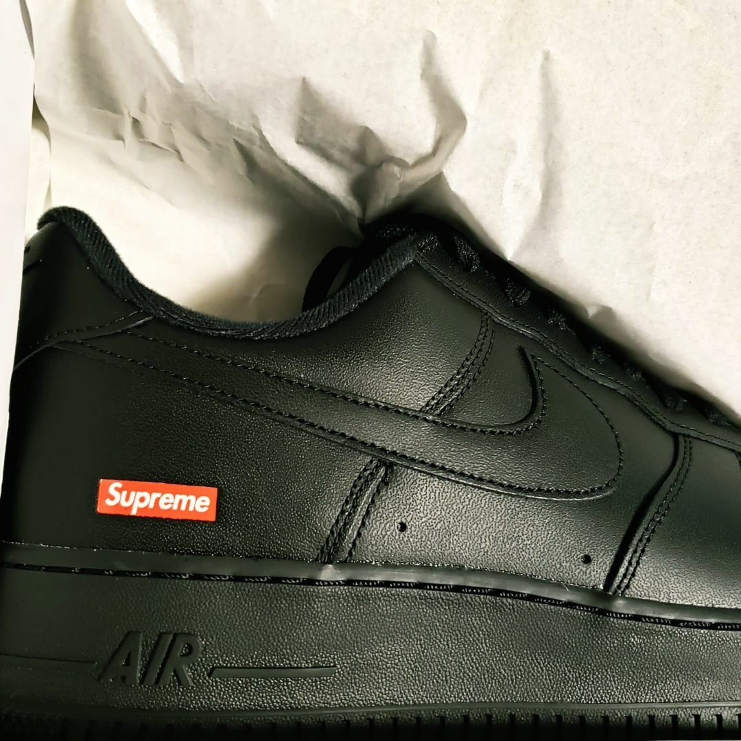 Supreme(シュプリーム)のSupreme Nike Air Force 1 Low 31cm US13 黒 メンズの靴/シューズ(スニーカー)の商品写真