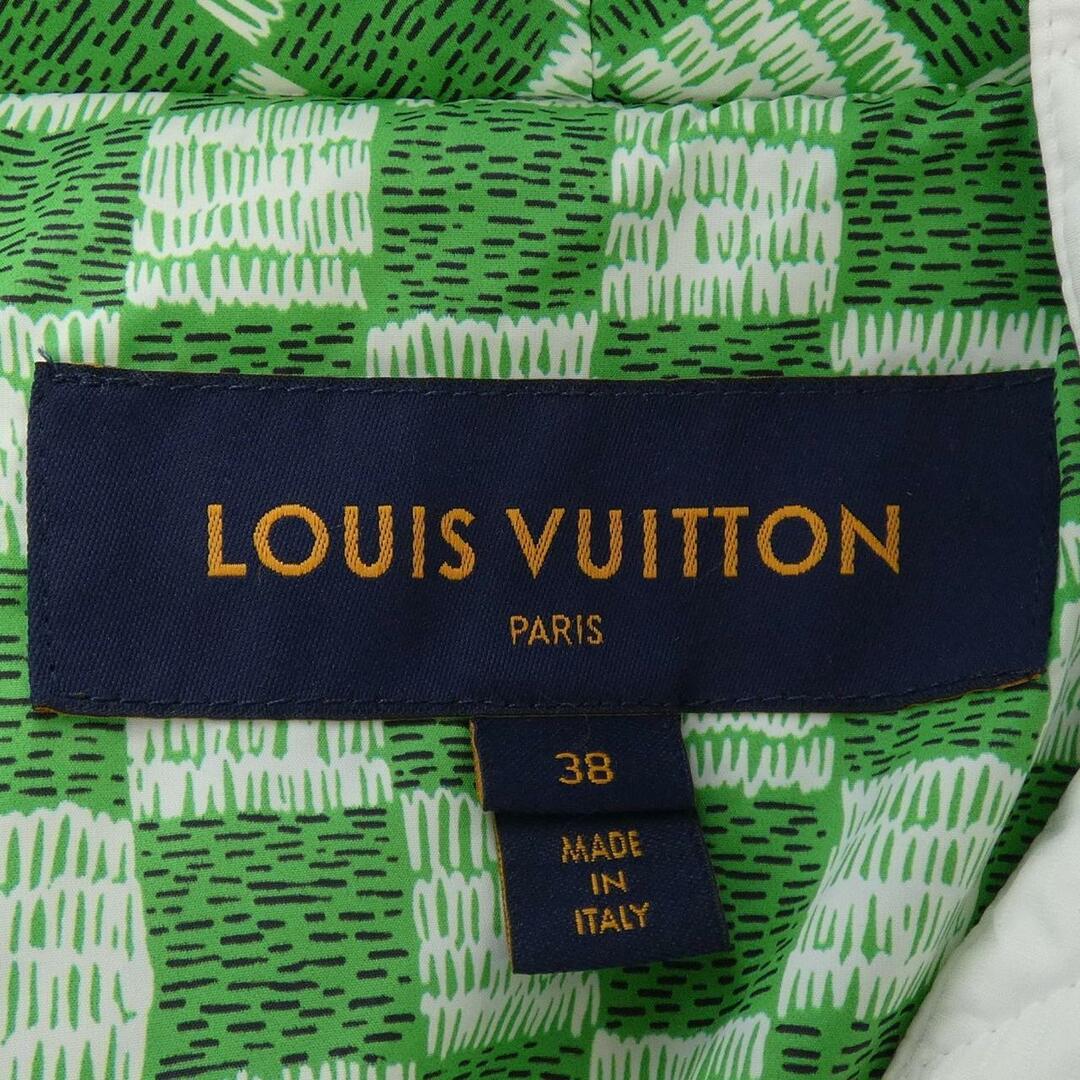 LOUIS VUITTON(ルイヴィトン)のルイヴィトン LOUIS VUITTON ダウンベスト レディースのジャケット/アウター(その他)の商品写真