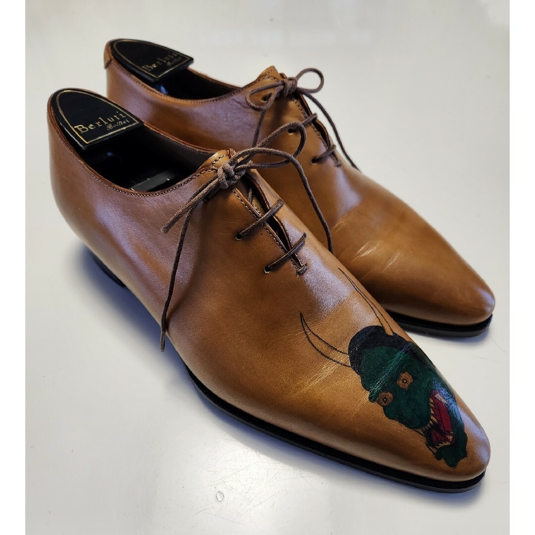 Berluti(ベルルッティ)の【美品】Berluti　タトゥーコレクション　般若　パティーヌ　6.5 メンズの靴/シューズ(ドレス/ビジネス)の商品写真