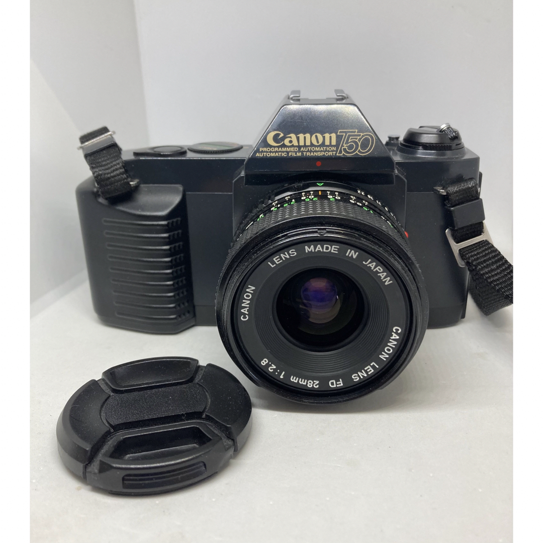 美品動作品 Canon T50 FD 28mm F2.8 単焦点レンズ付き - フィルムカメラ