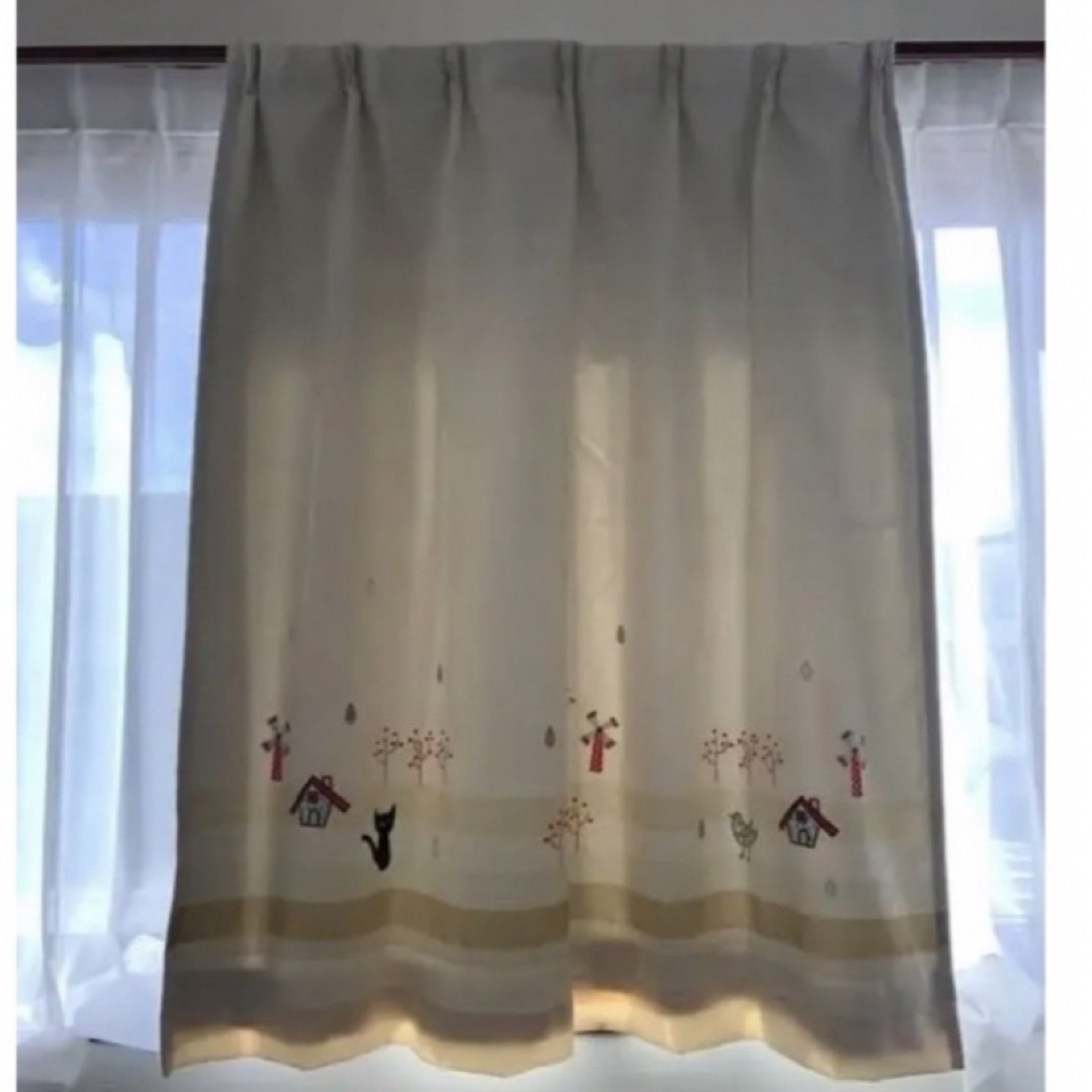 北欧風　刺繍カーテン　小×2枚 インテリア/住まい/日用品のカーテン/ブラインド(カーテン)の商品写真