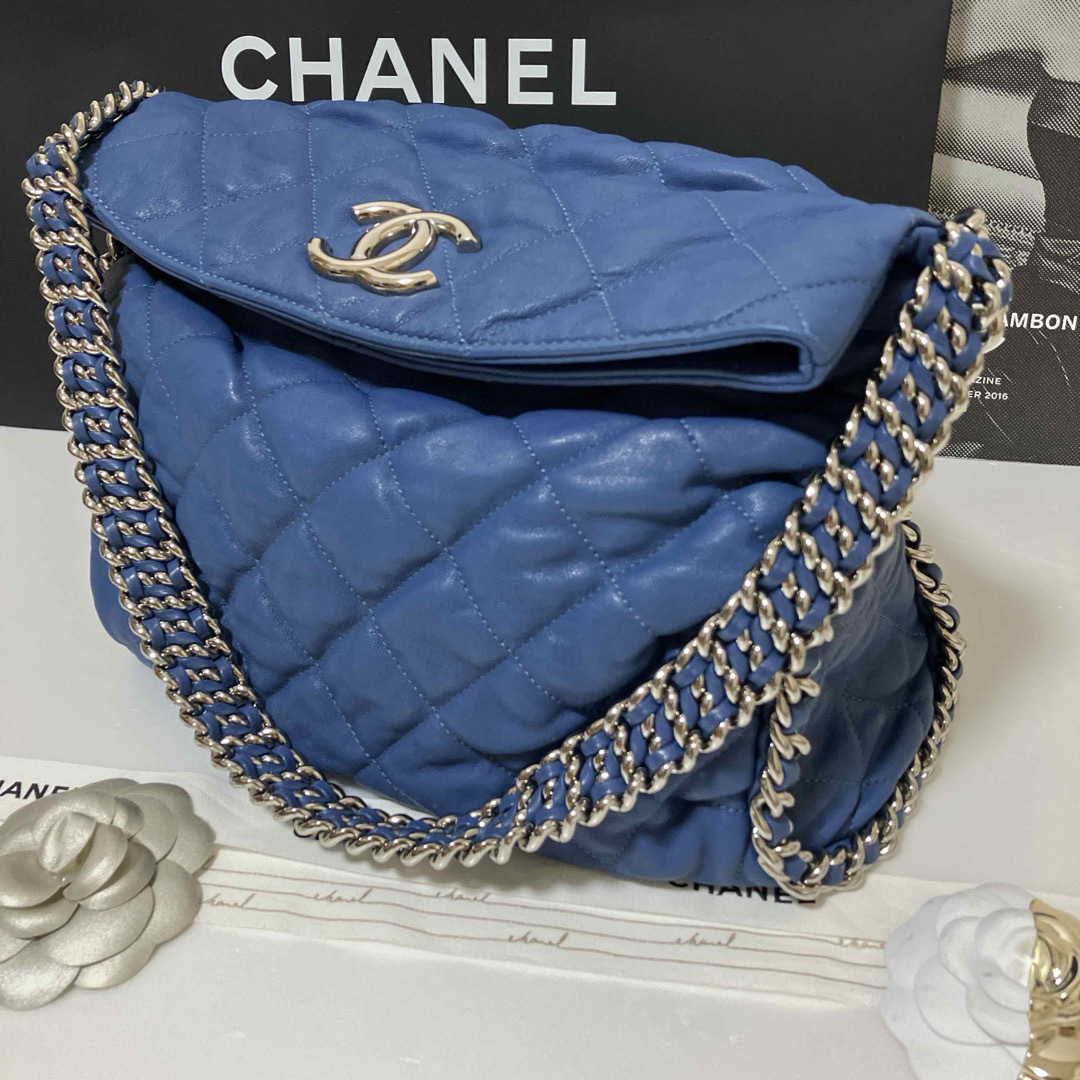 CHANEL(シャネル)の専用♡超美品★シャネル   チェーンアラウンド ショルダー バッグ 正規品 レディースのバッグ(ショルダーバッグ)の商品写真