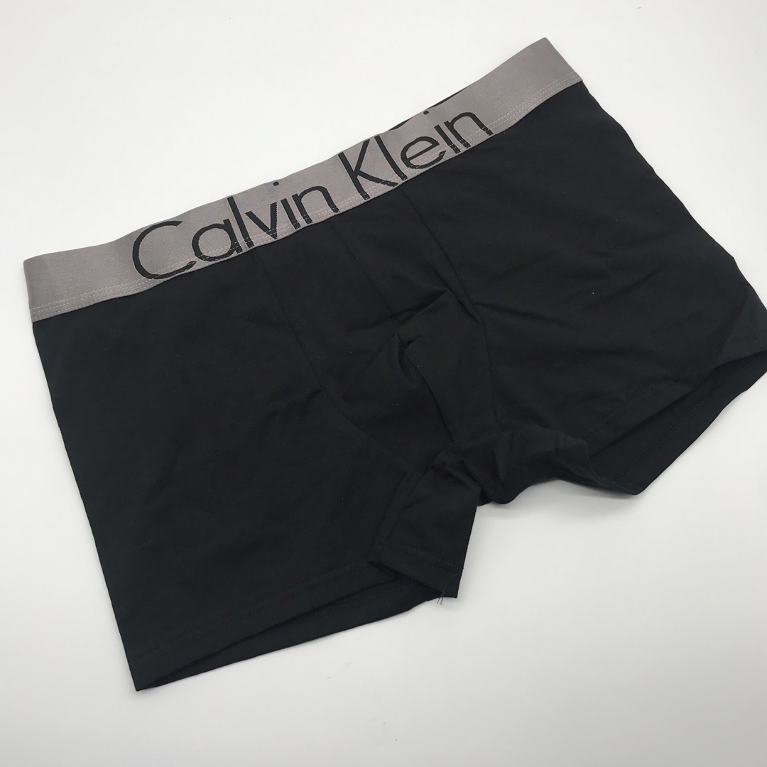 ck Calvin Klein(シーケーカルバンクライン)のカルバンクライン メンズ　ボクサーパンツ　ブラック　L メンズのアンダーウェア(ボクサーパンツ)の商品写真