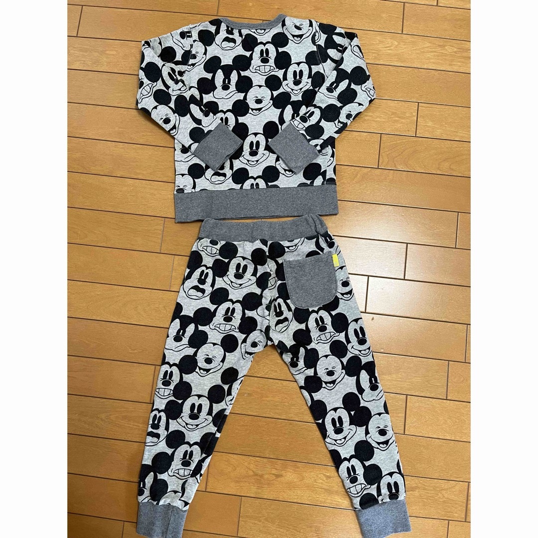 Disney(ディズニー)の《Disney》ミッキー　ルームウェア（120） キッズ/ベビー/マタニティのキッズ服男の子用(90cm~)(パジャマ)の商品写真