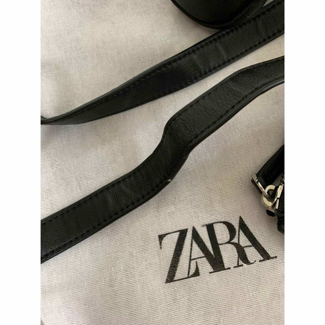 ZARA - ZARA X MAISON SPECIAL マルチポケットレザーバッグの ZARA - ZARA X MAISON SPECIAL マルチポケットレザーバッグの