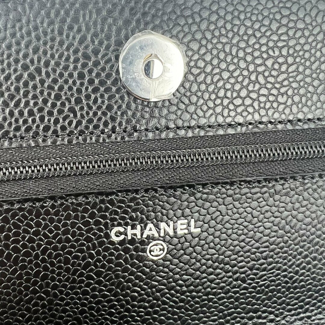 CHANEL(シャネル)の新品 CHANEL シャネル マトラッセ ブラック チェーンウォレット 長財布 キャビアスキン レディースのバッグ(ショルダーバッグ)の商品写真