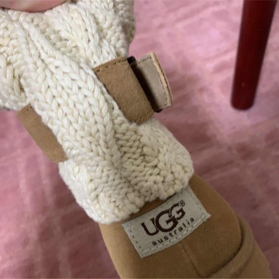 UGG(アグ)のUGG アグ　可愛いブーツ　大きめサイズ　新品Boxあり　26.5cm レディースの靴/シューズ(ブーツ)の商品写真