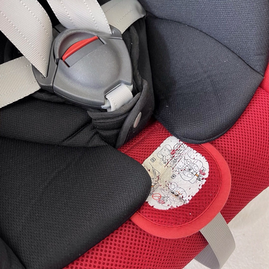 RECARO(レカロ)のクリーニング済　☆綺麗☆　新生児OK　 レカロ　スタートプラスアイ　レッド キッズ/ベビー/マタニティの外出/移動用品(自動車用チャイルドシート本体)の商品写真