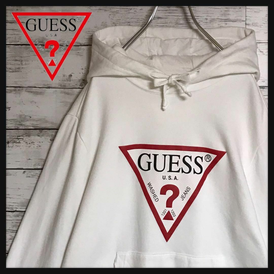 GUESS(ゲス)の【人気カラー白】ゲス　プリントロゴ入りパーカー　人気L 裏パイル　F863 メンズのトップス(パーカー)の商品写真