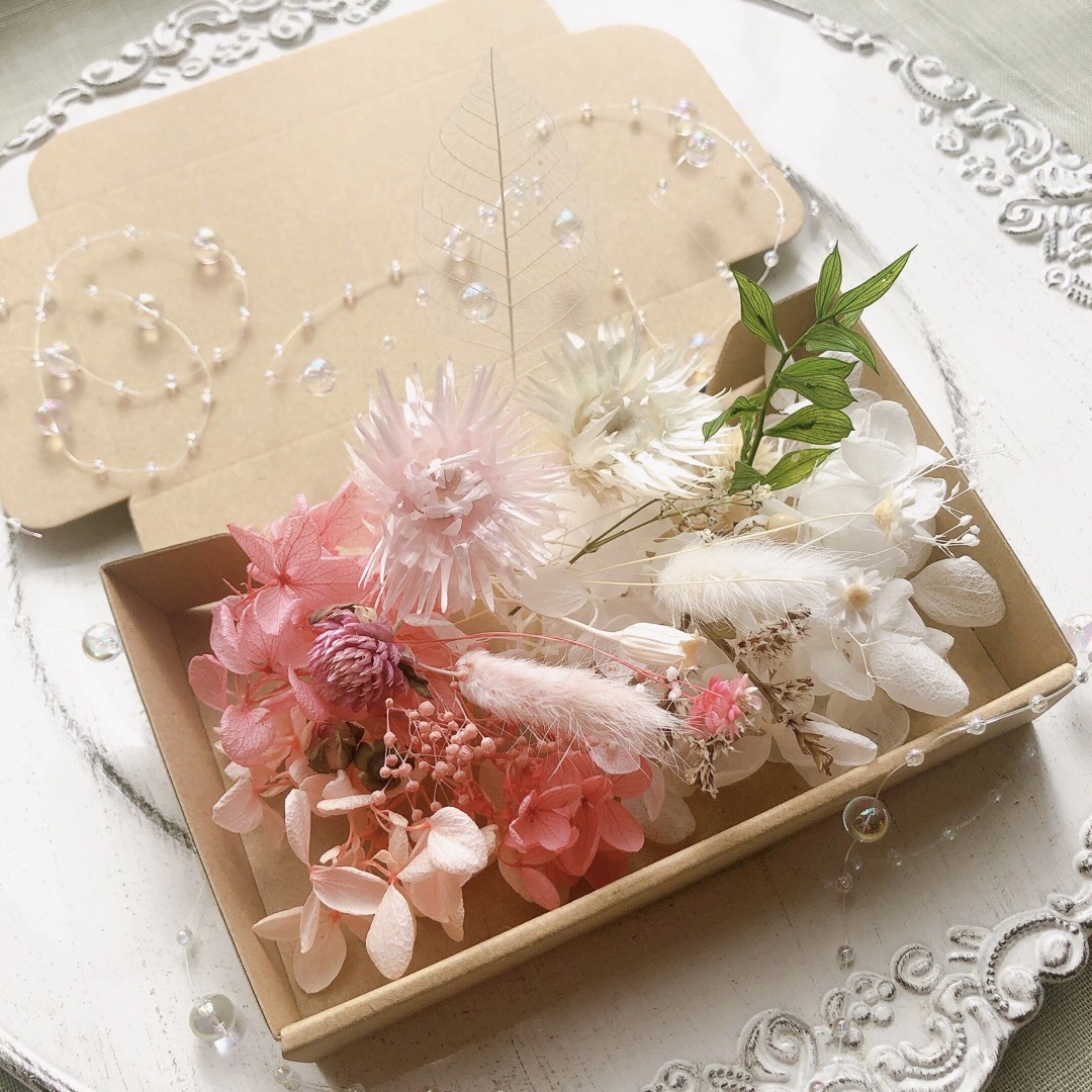 フェアリーピンクホワイトドライフラワー花材詰め合わせ ハンドメイドのフラワー/ガーデン(ドライフラワー)の商品写真