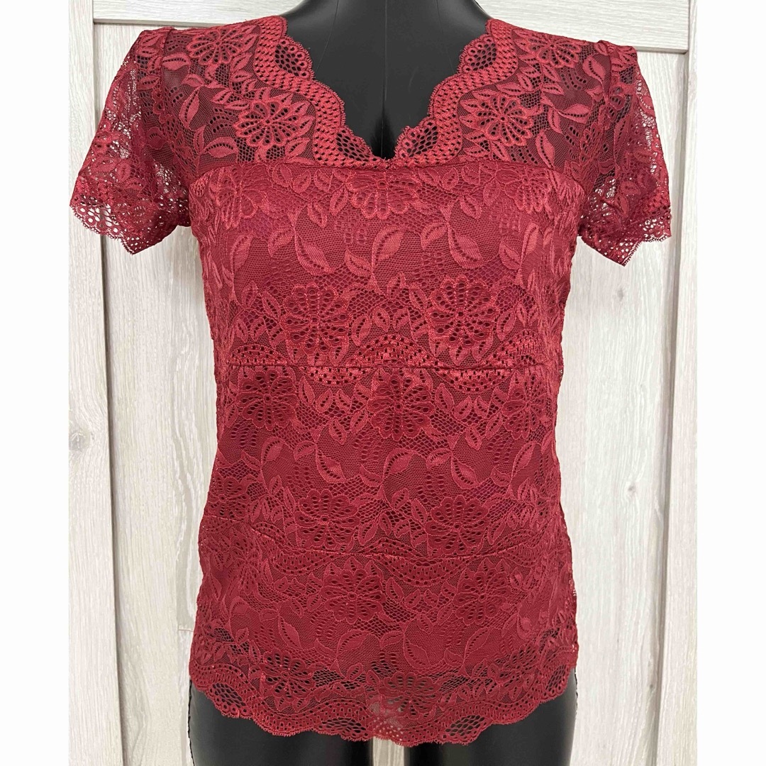 ⭐︎美品　レース　Tシャツ　赤　レッド レディースのトップス(Tシャツ(半袖/袖なし))の商品写真