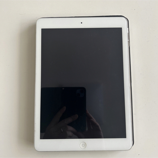 アップル iPad Air WiFi 16GB シルバー(タブレット)