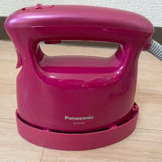 パナソニック(Panasonic)の衣類スチーマー ルージュピンク NI-FS320-RP(その他)