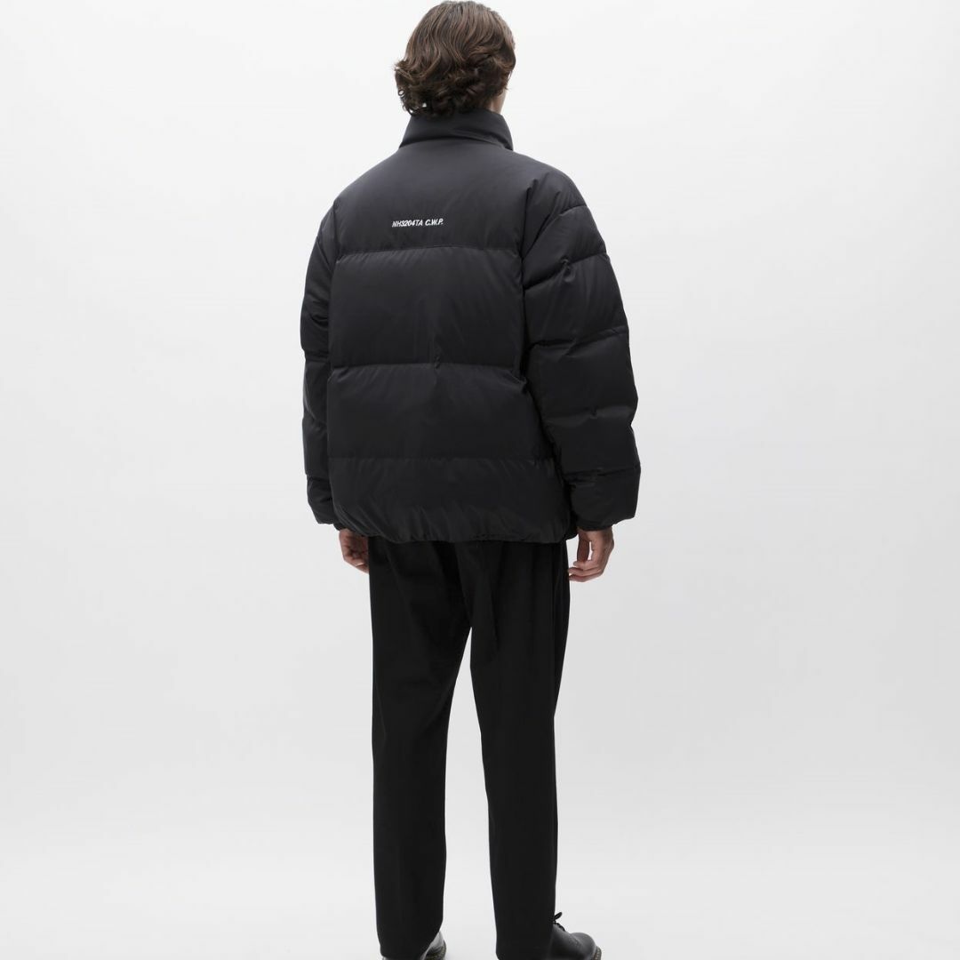 NEIGHBORHOOD(ネイバーフッド)のNEIGHBORHOOD CLASSIC DOWN JACKET 黒 XL 新作 メンズのジャケット/アウター(ダウンジャケット)の商品写真