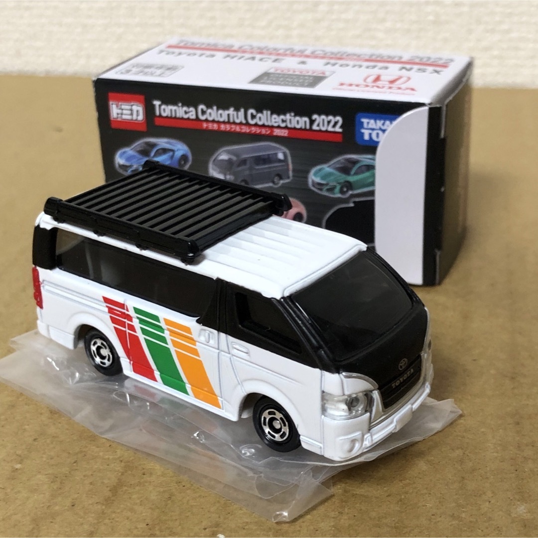 Takara Tomy(タカラトミー)のトミカ カラフルコレクション 2022　トヨタ ハイエース シークレット エンタメ/ホビーのおもちゃ/ぬいぐるみ(ミニカー)の商品写真