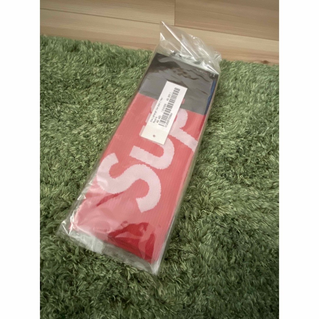 Supreme(シュプリーム)の★新品★supreme★NIKE light weight crew socks メンズのレッグウェア(ソックス)の商品写真