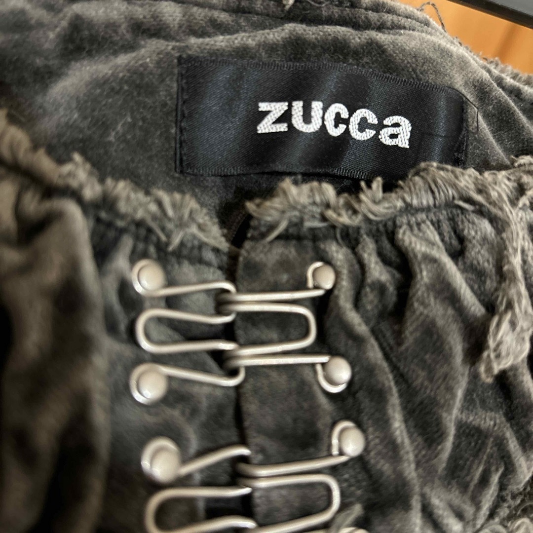 ZUCCa(ズッカ)のzucca ズッカ　ビロードジャケット　スカート　パイレーツ　セットアップ レディースのジャケット/アウター(その他)の商品写真