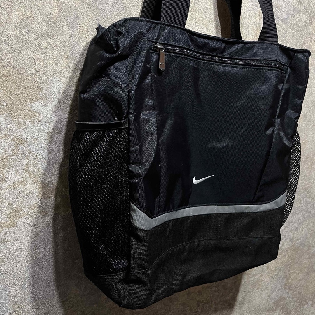 NIKE(ナイキ)のNIKE ナイキ ナイロン トートバッグ メンズのバッグ(トートバッグ)の商品写真