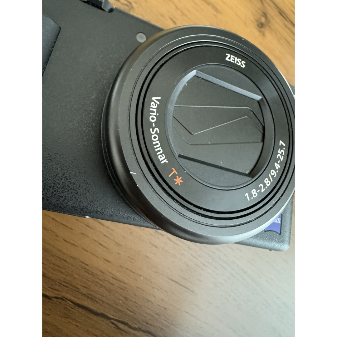 新品級 NIKON D3100 説明書付き ショット数 7,148枚 B615 新品級 NIKON D3100 説明書付き ショット数 7,148枚 B615