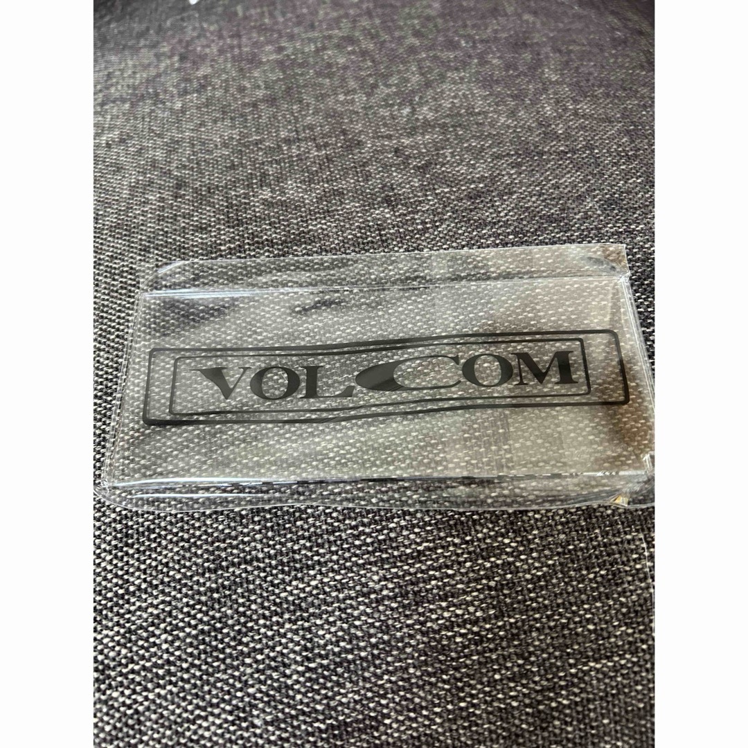 volcom(ボルコム)の新品未使用　　2枚　スクレーパー　VOLCOM ボルコム　スノーボード　ワックス スポーツ/アウトドアのスノーボード(その他)の商品写真