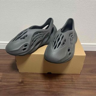 イージー(YEEZY（adidas）)のYZY FOAM RNR CARBON イージー フォームランナー カーボン(サンダル)