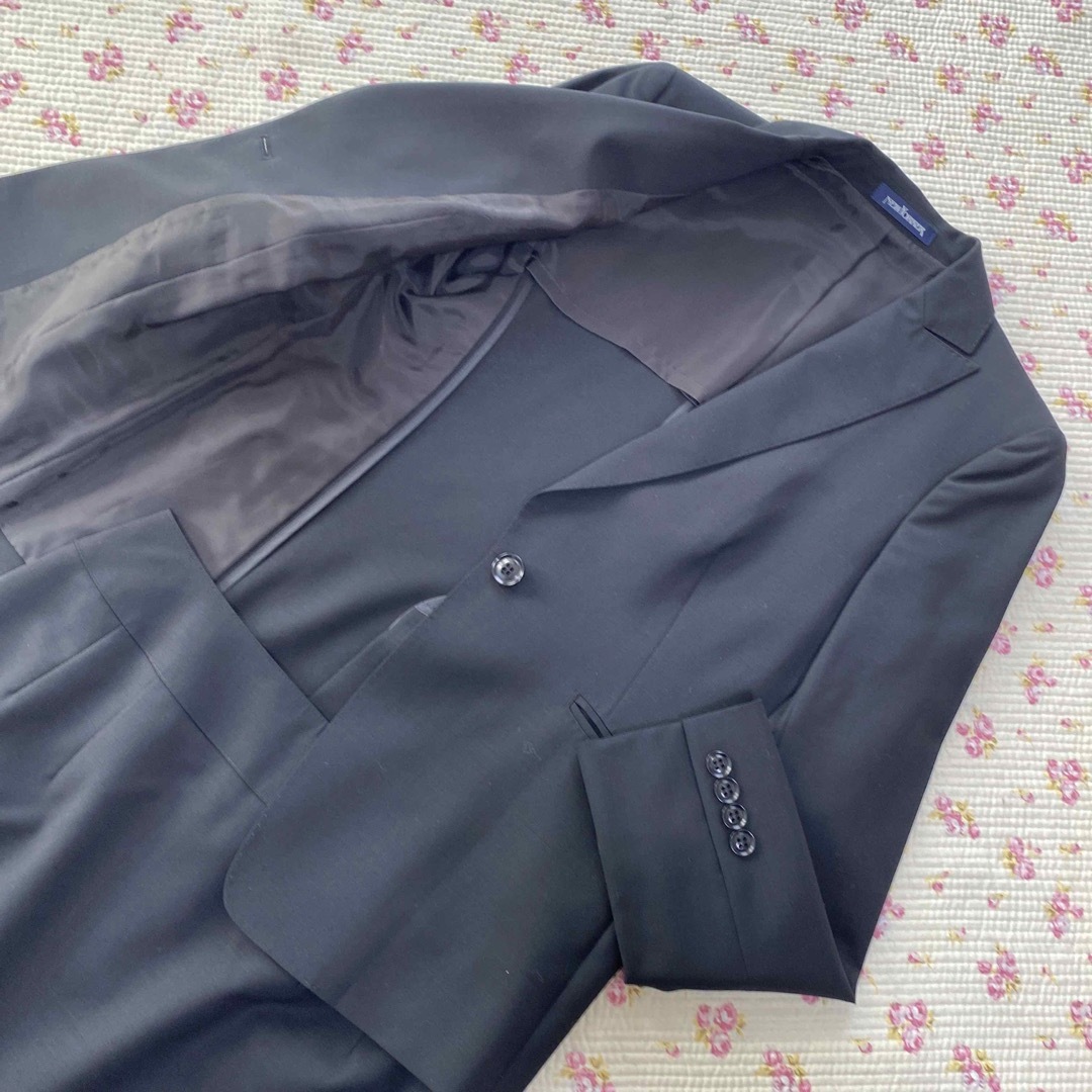 NEWYORKER(ニューヨーカー)のニューヨーカー スカートスーツ 7 W66 黒 就活 未使用に近い DMW レディースのフォーマル/ドレス(スーツ)の商品写真