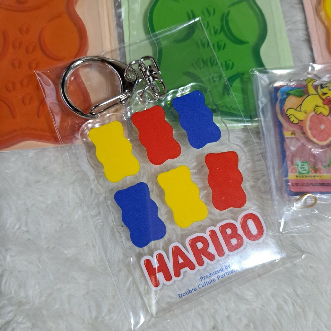 ハリボー(ハリボー)のHARIBO ハリボー　アクリルチャームセット エンタメ/ホビーのおもちゃ/ぬいぐるみ(キャラクターグッズ)の商品写真